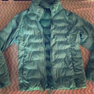Uniqlo girls sz 11 aqua puffer jacket